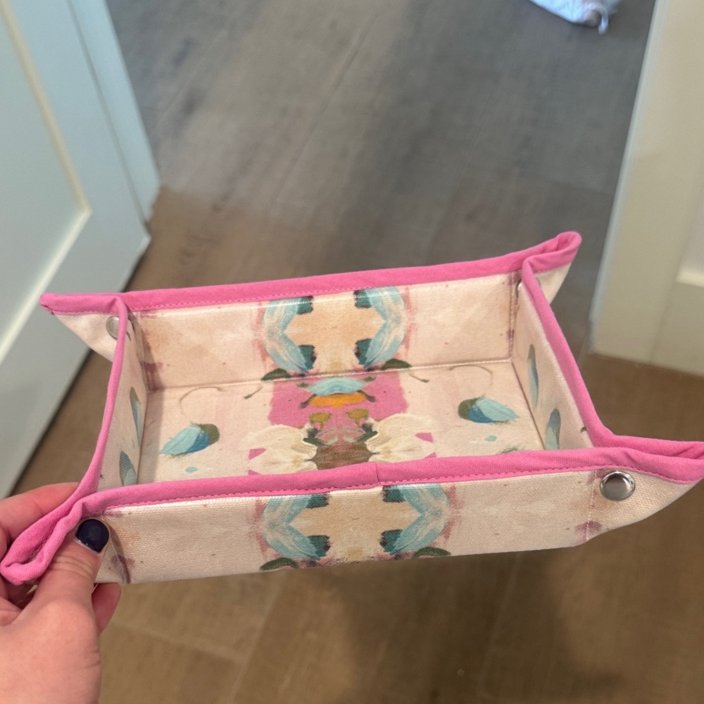 Laura Park Snap Tray